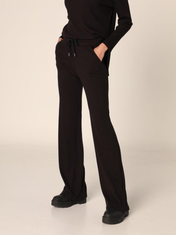 Ženski donji deo trenerke - crna, M