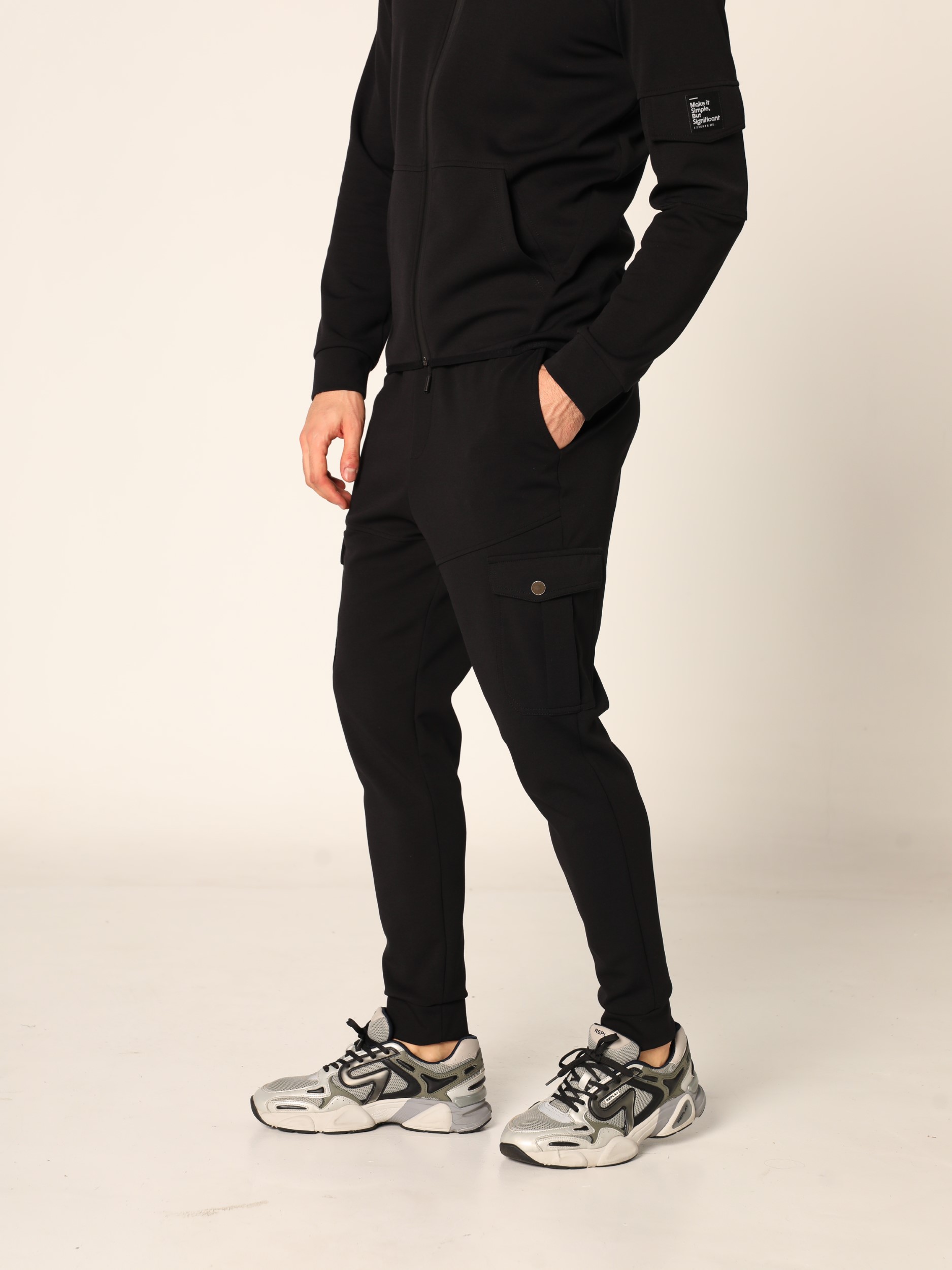 Muški donji deo trenerke